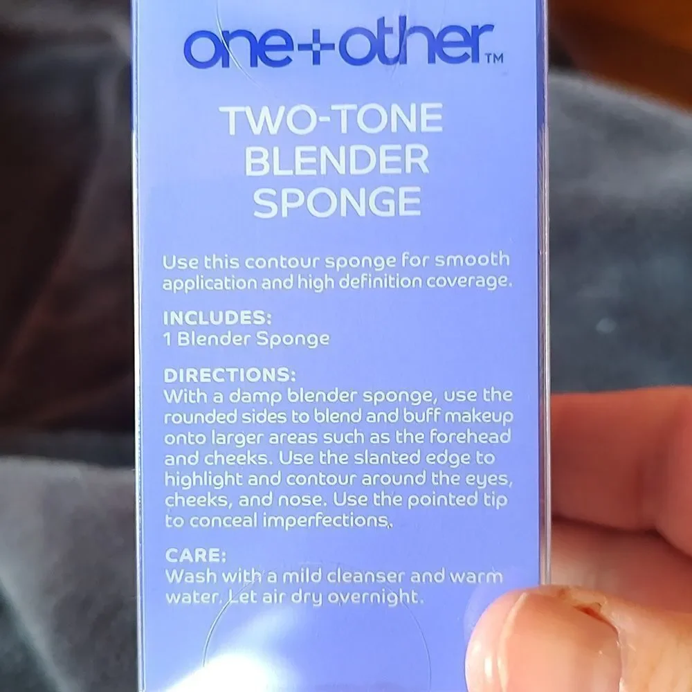 Set of 3 One + Other Two-Tone Blender Sponge